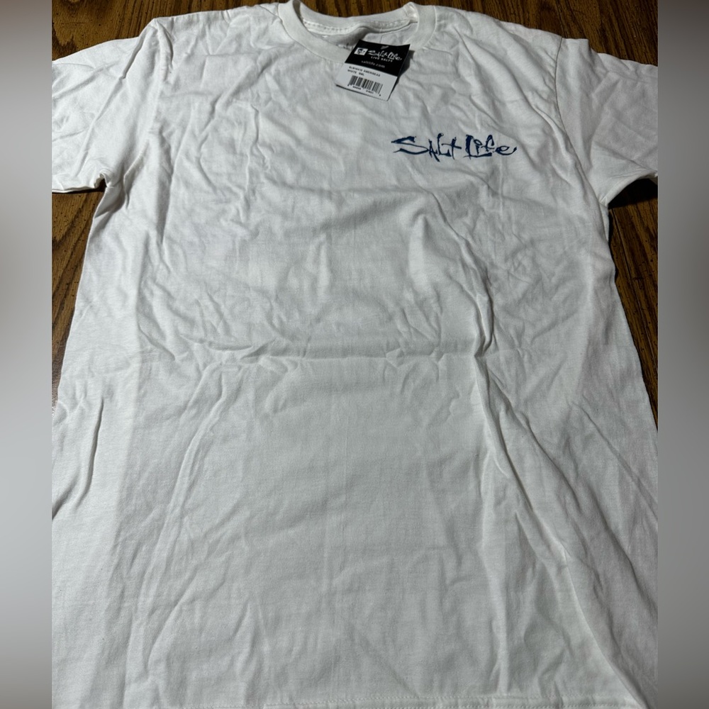 Salt Life Tshirt NWT